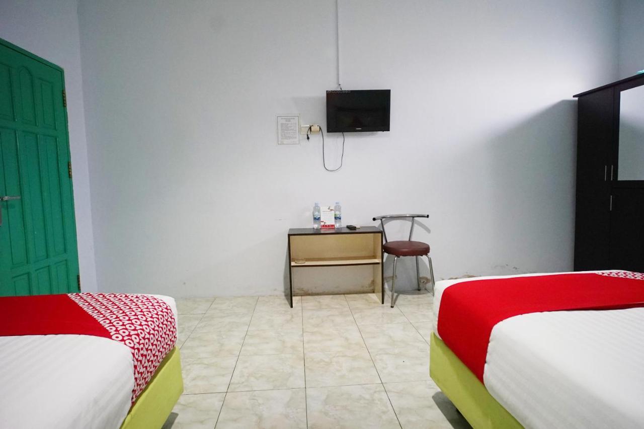 Super Oyo 754 Nur Aziziah Guest House Syariah Balikpapan  Ngoại thất bức ảnh