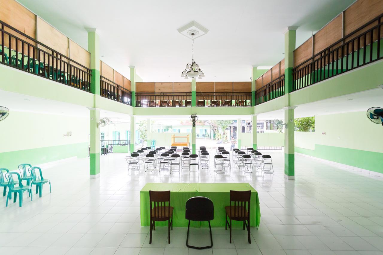 Super Oyo 754 Nur Aziziah Guest House Syariah Balikpapan  Ngoại thất bức ảnh