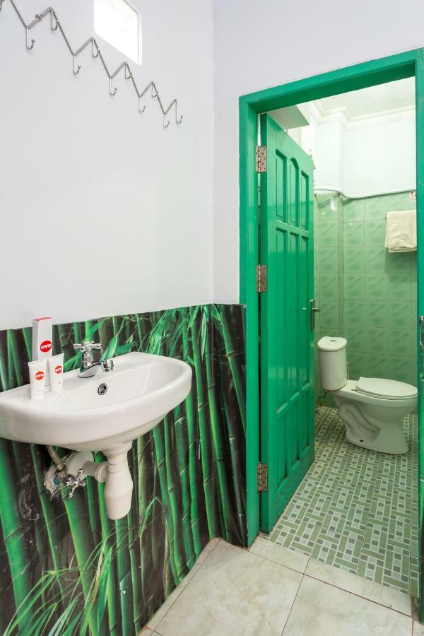Super Oyo 754 Nur Aziziah Guest House Syariah Balikpapan  Ngoại thất bức ảnh